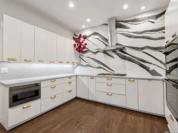 $1,150,000 | 230 Dwyer Avenue, Unit 701, San Antonio, TX 78204