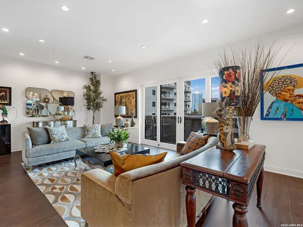 $1,150,000 | 230 Dwyer Avenue, Unit 701, San Antonio, TX 78204