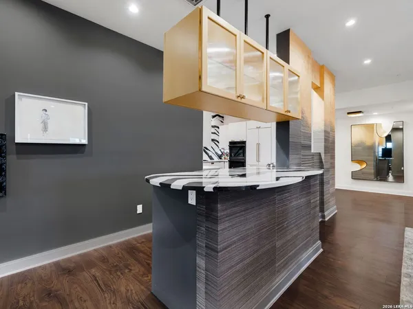 $1,150,000 | 230 Dwyer Avenue, Unit 701, San Antonio, TX 78204