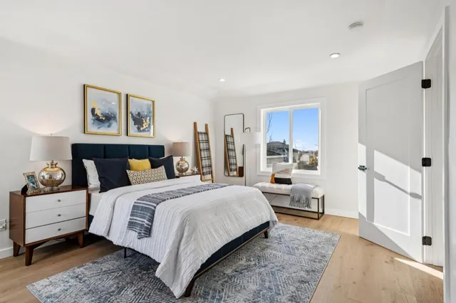 $1,895,000 | 3060 19th Avenue, San Francisco, CA 94132