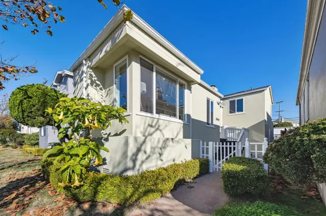 $1,895,000 | 3060 19th Avenue, San Francisco, CA 94132