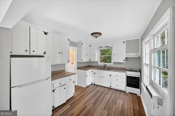 $490,000 | 3824 Overlook Avenue, Macon, GA 31204