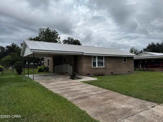 $124,999 | 546 South 2nd Street, Wewahitchka, FL 32465