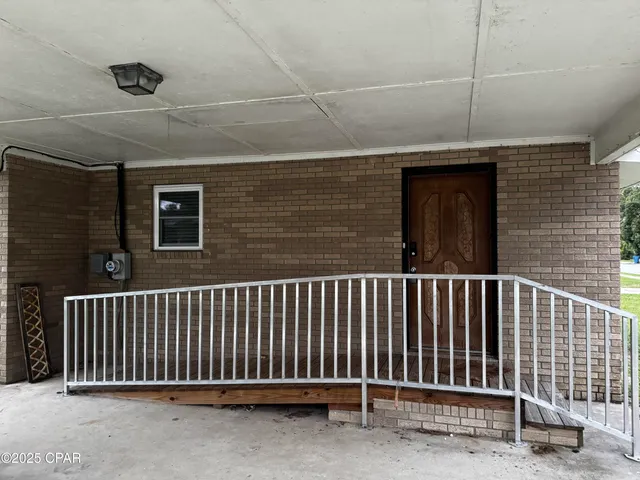 $124,999 | 546 South 2nd Street, Wewahitchka, FL 32465