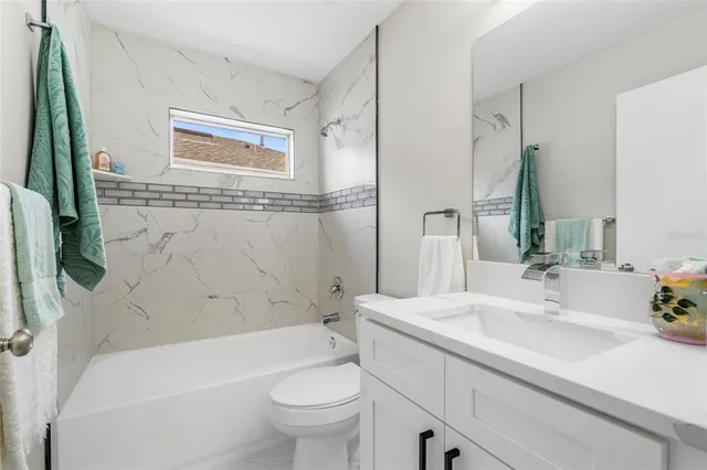 $359,000 | 3116 Summer House Drive, Valrico, FL 33594