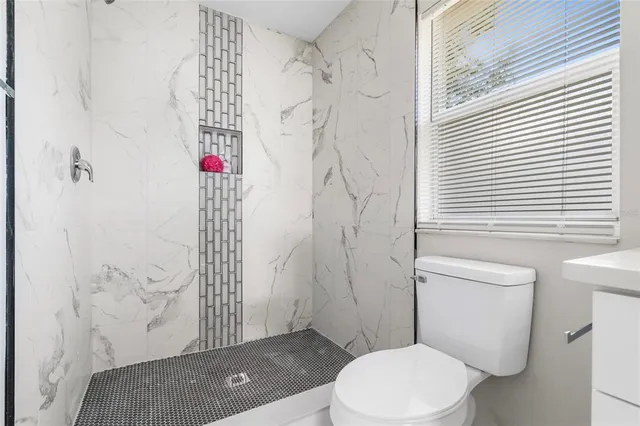 $359,000 | 3116 Summer House Drive, Valrico, FL 33594