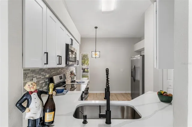 $359,000 | 3116 Summer House Drive, Valrico, FL 33594