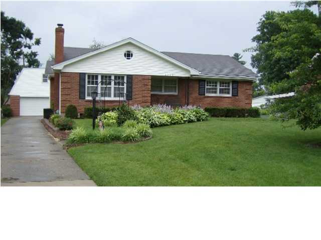 2208 Janlyn Road Louisville, KY 40299 - Photo 1 of 18 Primary Photo
