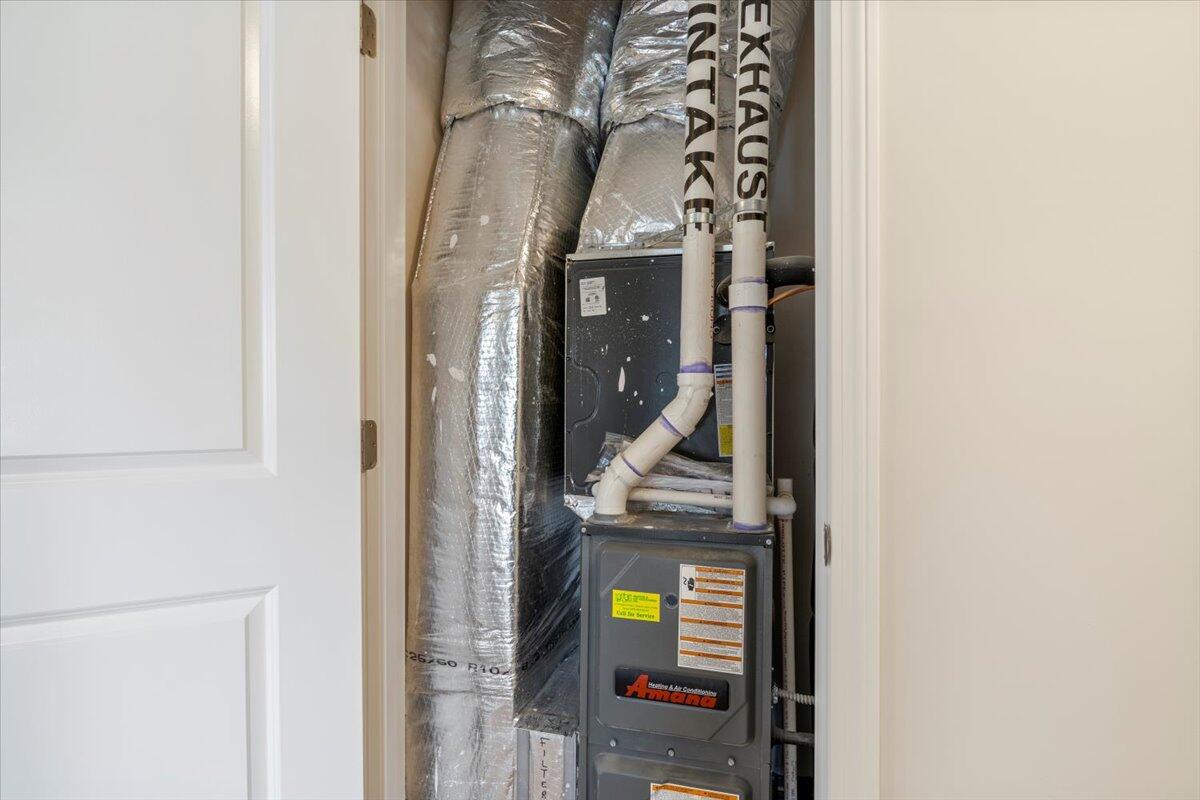 24 Regency Circle, Unit 3 Kittery, ME 03904 - Photo 25 of 32 27-34_Regency_Circle_25