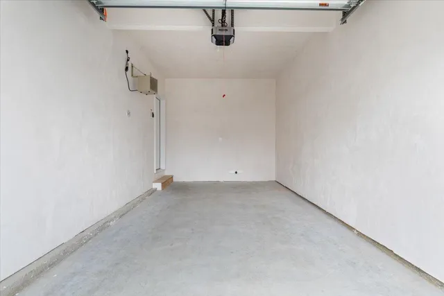 $629,900 | 24 Regency Circle, Unit 3, Kittery, ME 03904