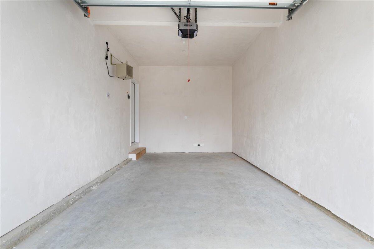 24 Regency Circle, Unit 3 Kittery, ME 03904 - Photo 28 of 32 43-459_US_1_43