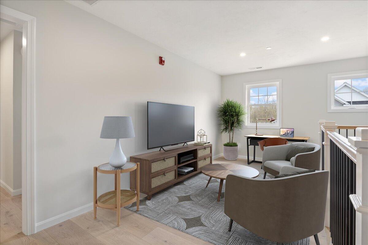 24 Regency Circle, Unit 3 Kittery, ME 03904 - Photo 7 of 32 07-34_Regency_Circle_06B