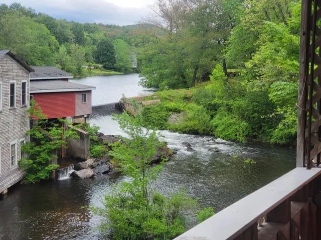 $1,200 | 18-5 Main Street, Ashland, NH 03217