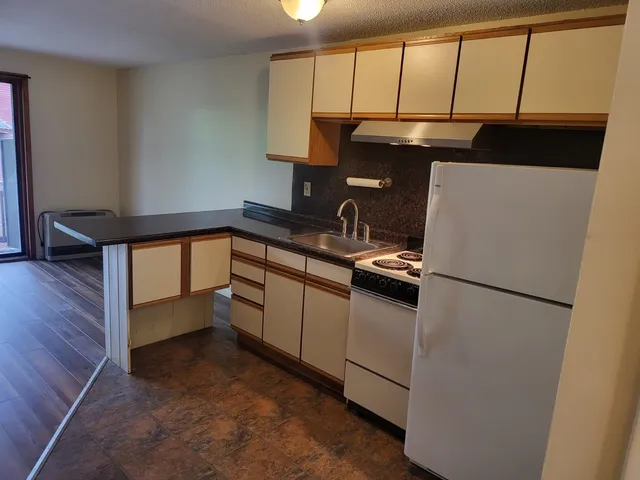 $1,200 | 18-5 Main Street, Ashland, NH 03217