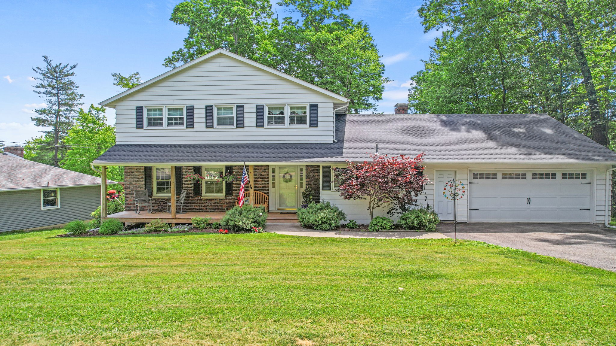 319 Ridgefield Road Endicott, NY 13760 - Photo 1 of 50