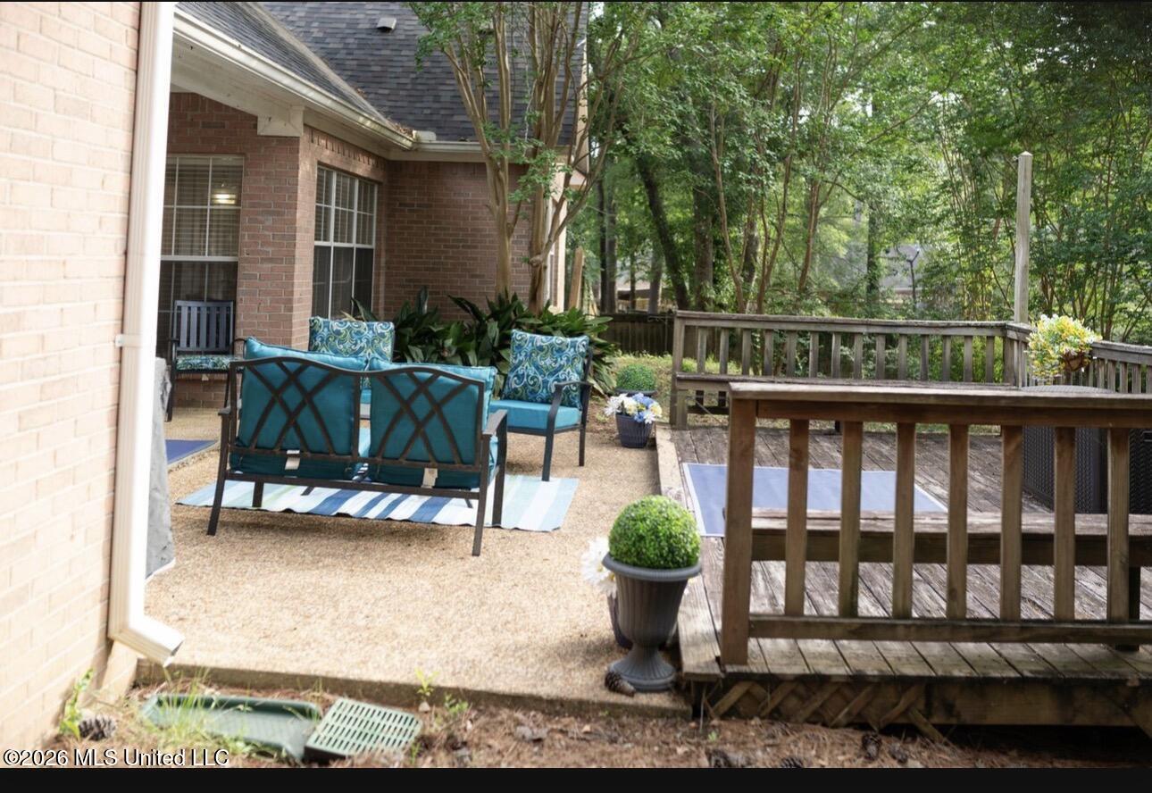 620 Turnberry Lane Ridgeland, MS 39157 - Photo 25 of 30 Patio with deck