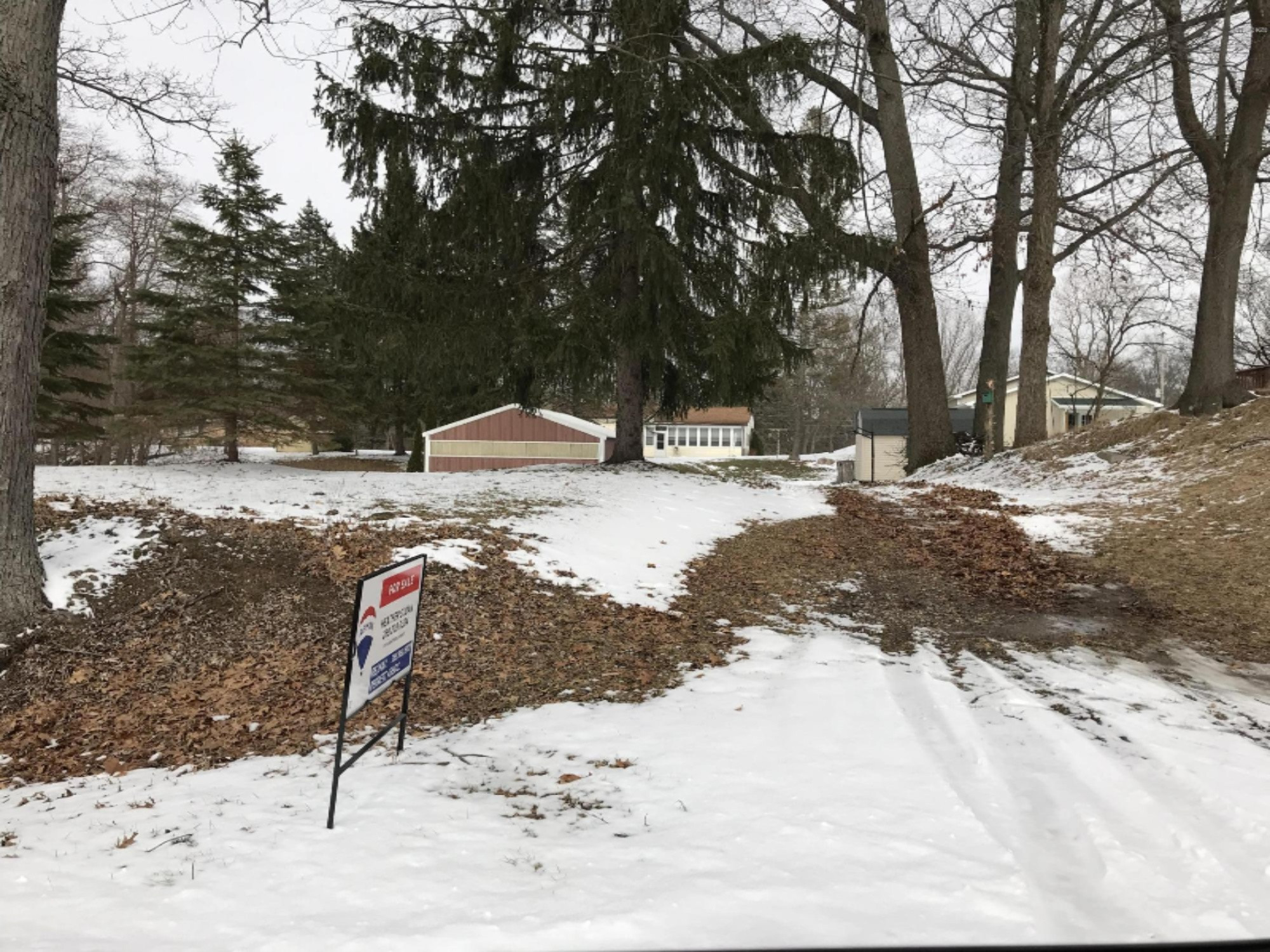 135 Highfield Road Battle Creek, MI 49017 - Photo 37 of 39 5D9B0BFA-4F7C-473E-99E0-94B45E8726B3
