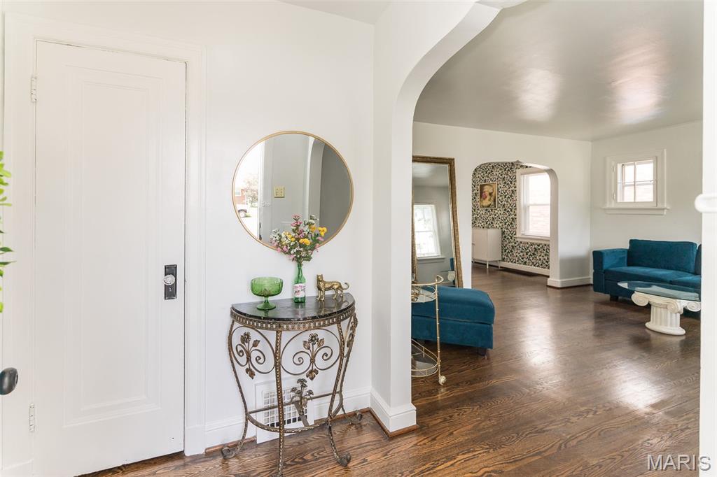 2235 Brown Road Overland, MO 63114 - Photo 3 of 37 Gallery Image 3