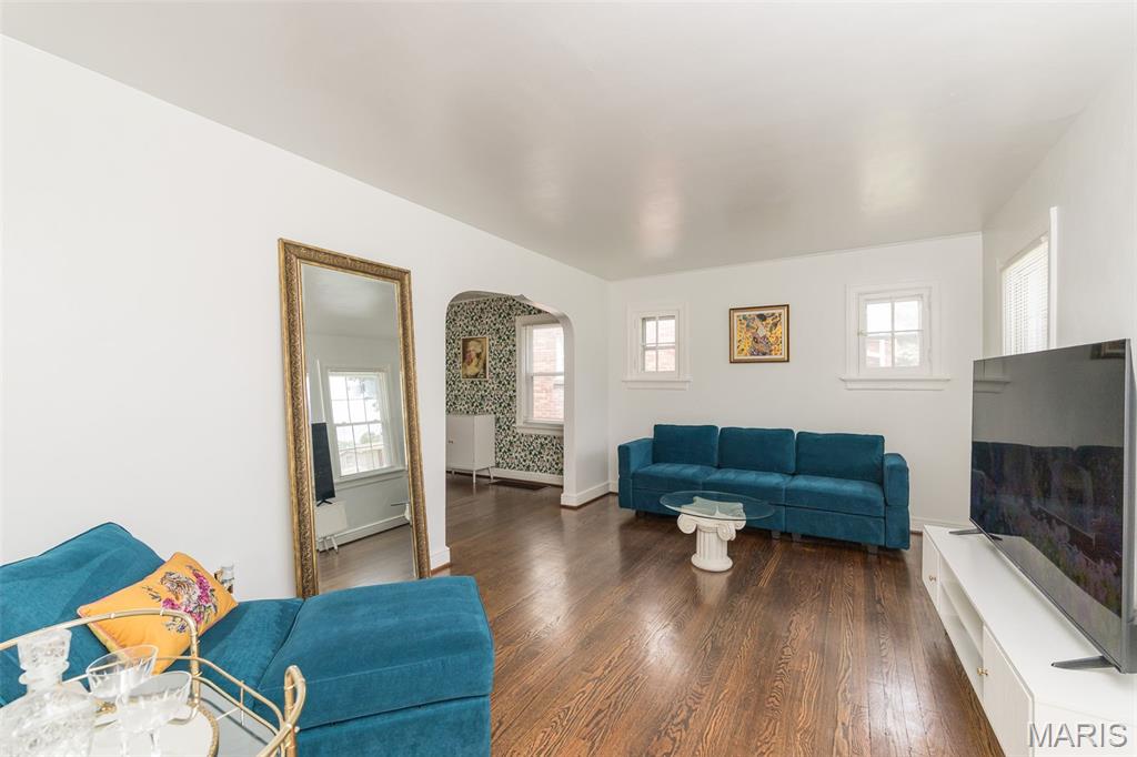 2235 Brown Road Overland, MO 63114 - Photo 5 of 37 Gallery Image 5