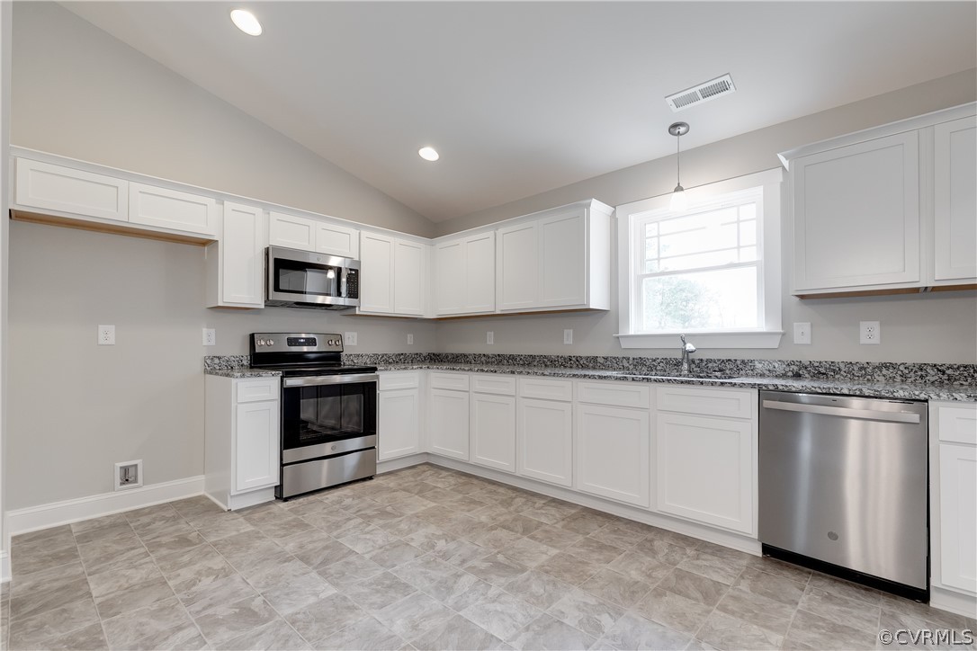 13522 Verdon Road Ruther Glen, VA 22546 - Photo 18 of 42