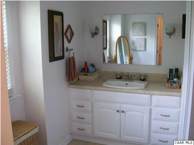 74 Hickory Hill Road Fishersville, VA 22939 - Photo 8 of 12 Gallery Image 8