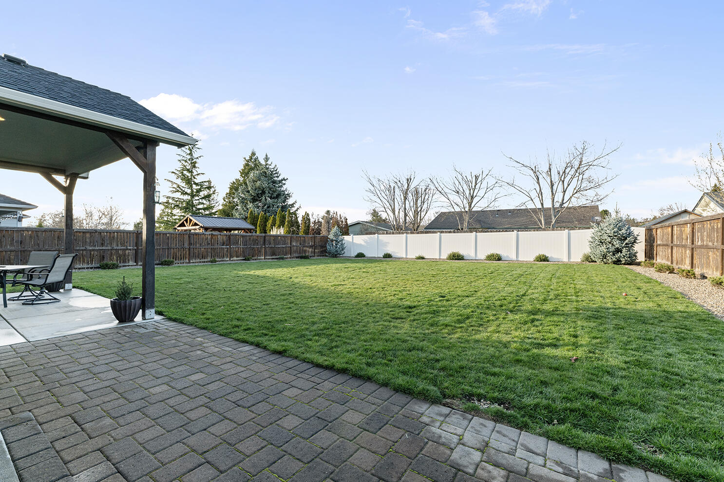 1043 Arrowhead Trail Eagle Point, OR 97524 - Photo 25 of 29 a view of back yard of the house