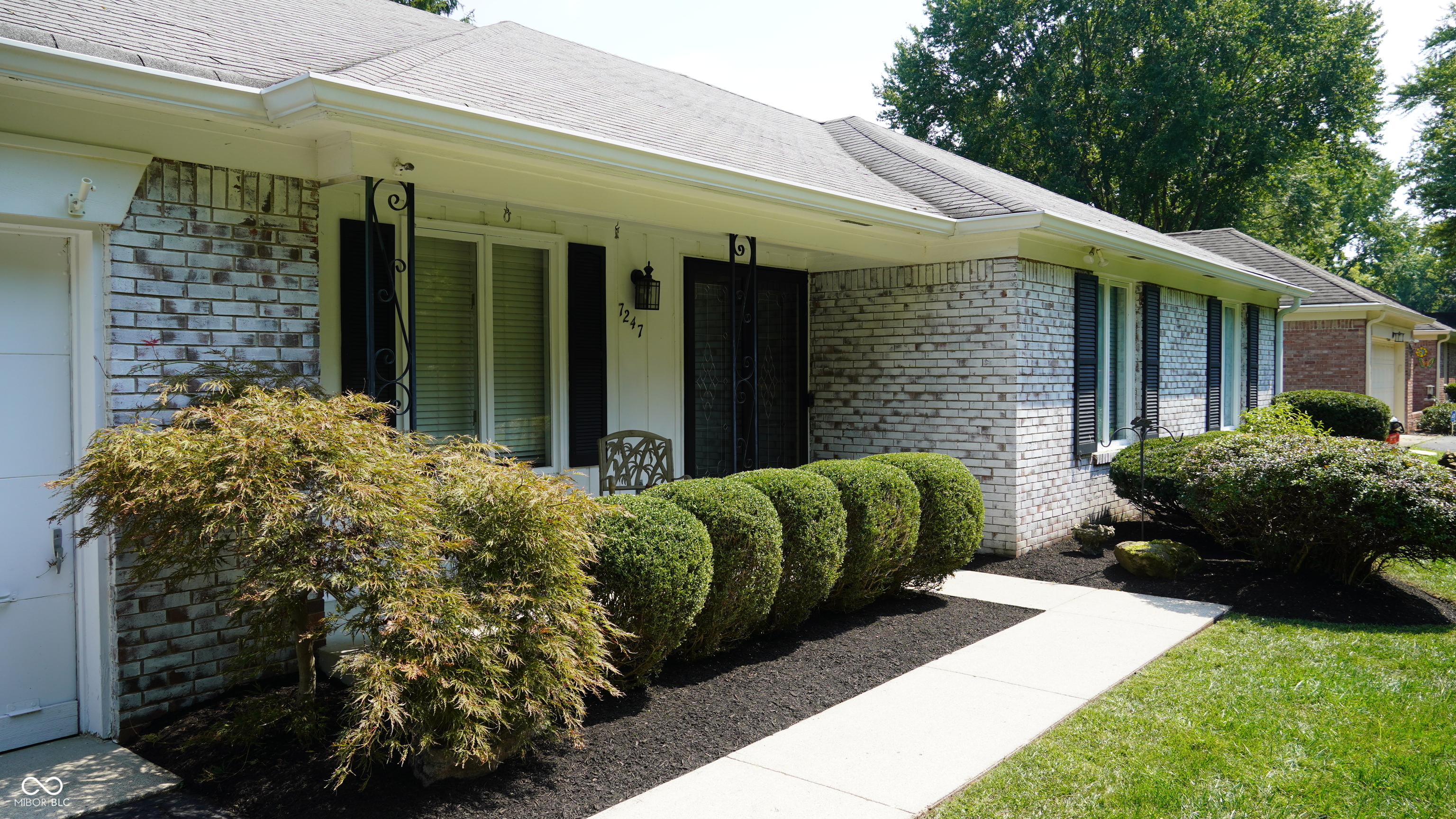 7247 Dean Road Indianapolis, IN 46240 - Photo 3 of 31