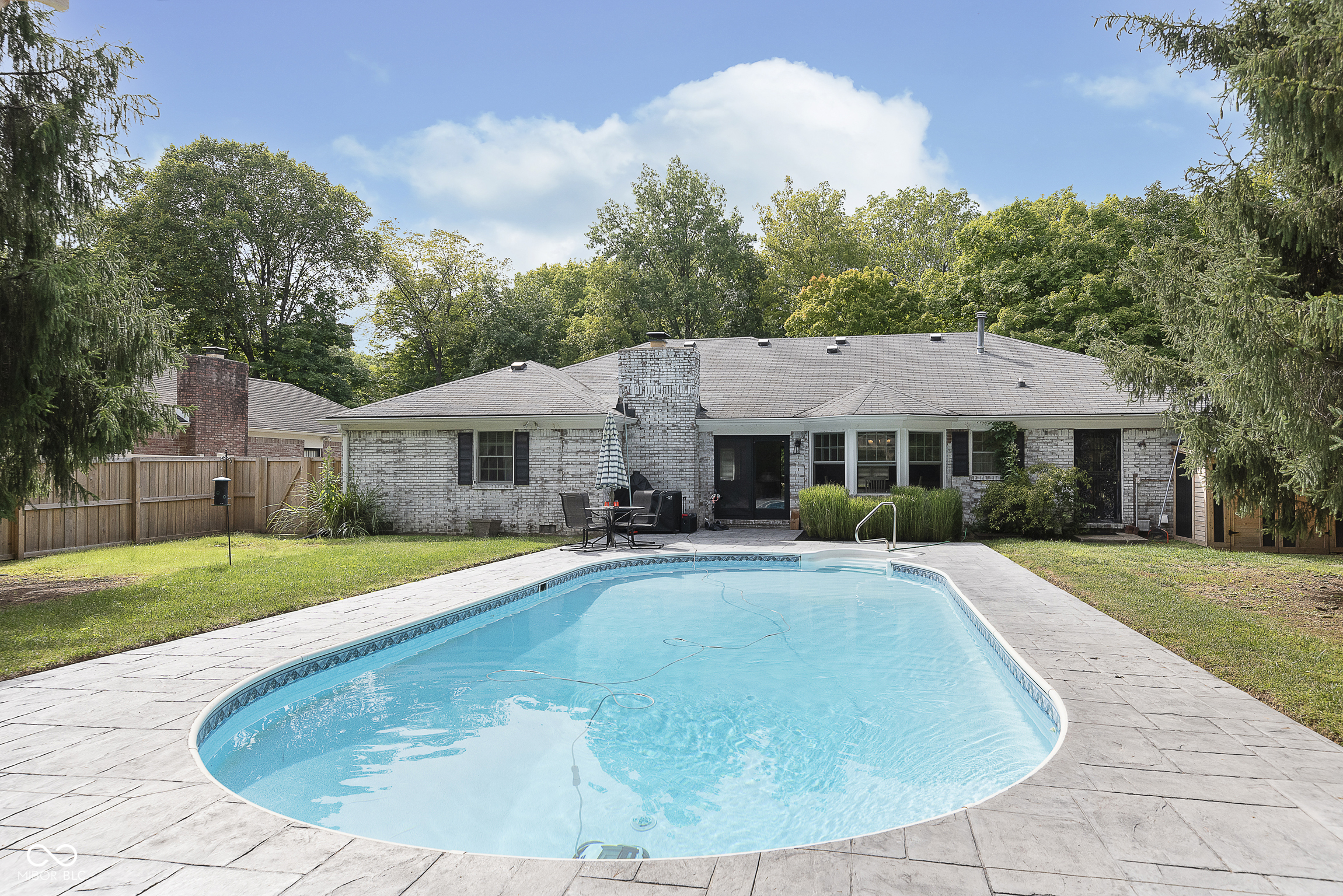 7247 Dean Road Indianapolis, IN 46240 - Photo 6 of 31