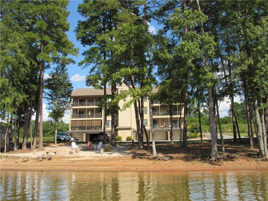 2020 Marina Pointe Road Salisbury, NC 28146 - Photo 3 of 28 Gallery Image 3