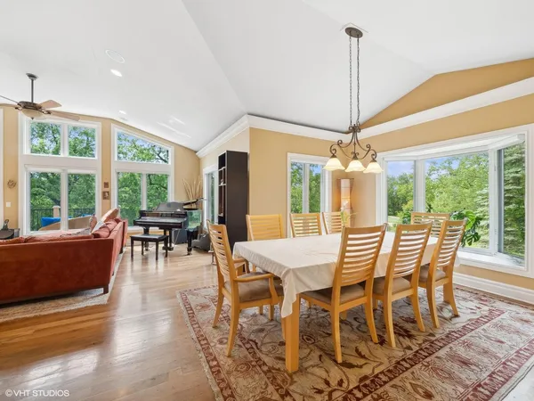 $899,999 | 572 Trevino Drive, Unit 5414, Geneva, WI 53147