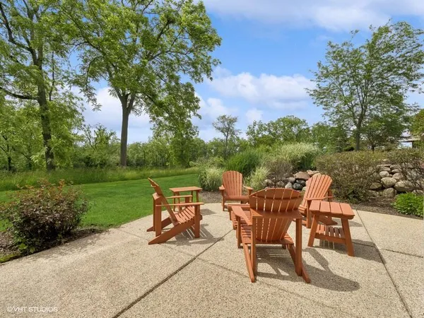 $899,999 | 572 Trevino Drive, Unit 5414, Geneva, WI 53147