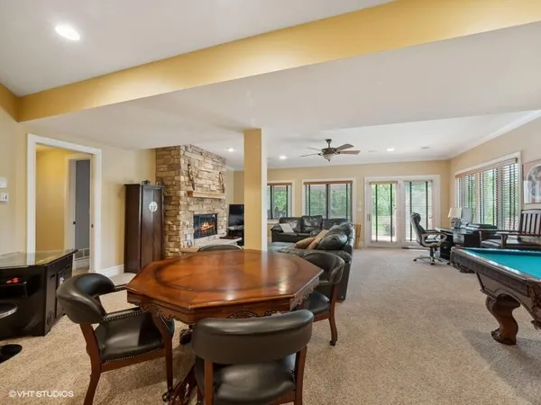 $899,999 | 572 Trevino Drive, Unit 5414, Geneva, WI 53147