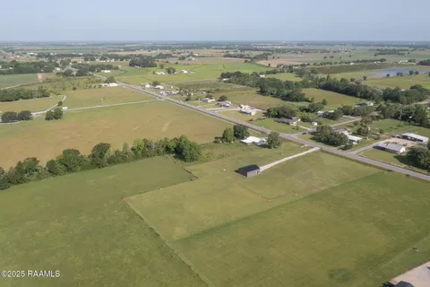 $200,000 | 11727 11739 La Highway, Maurice, LA 70555