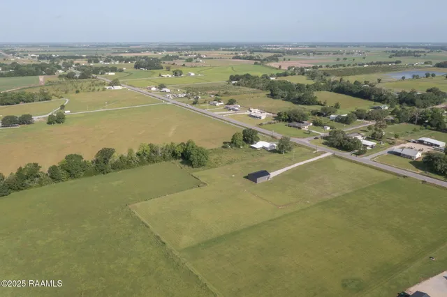 $200,000 | 11727 11739 La Highway, Maurice, LA 70555