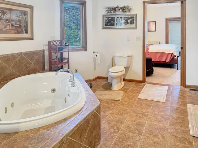 $1,200,000 | 16 Pheasant Drive, Slayton, MN 56172