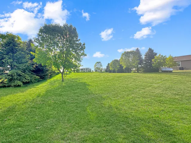 $1,200,000 | 16 Pheasant Drive, Slayton, MN 56172