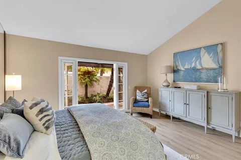 a bathroom with a tub