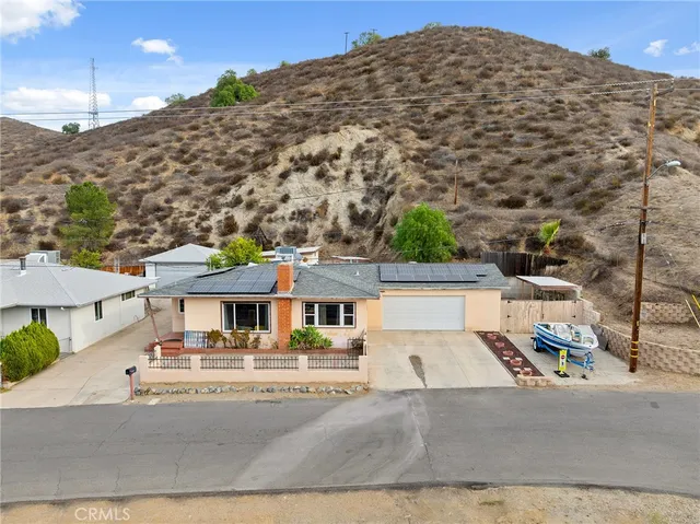 $515,000 | 290 Moroni Avenue, Lake Elsinore, CA 92530