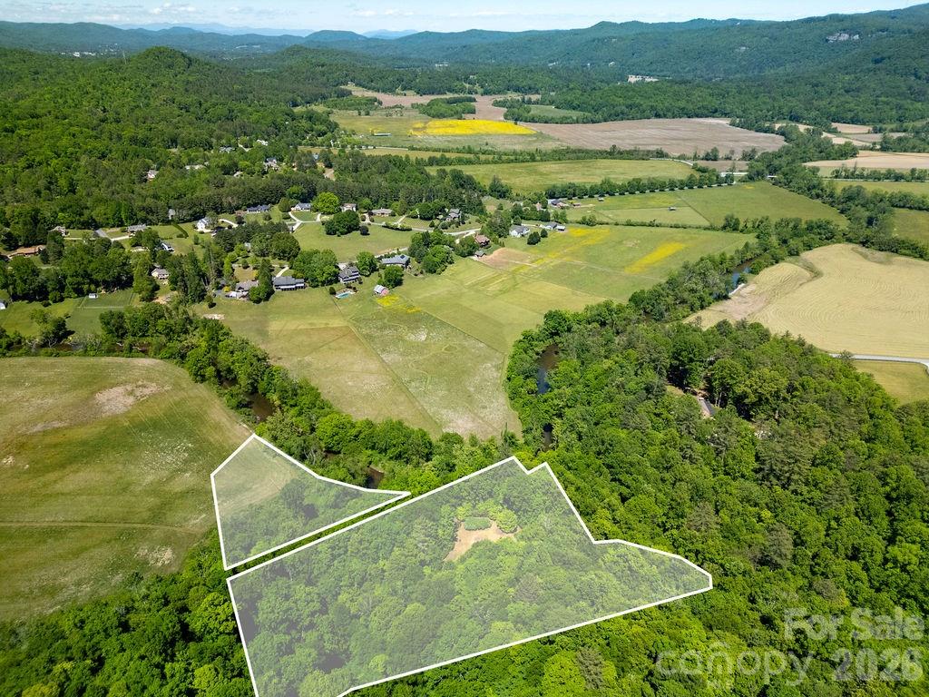 88 Wingfield Way Brevard, NC 28712 - Photo 1 of 13 Gallery Image 1