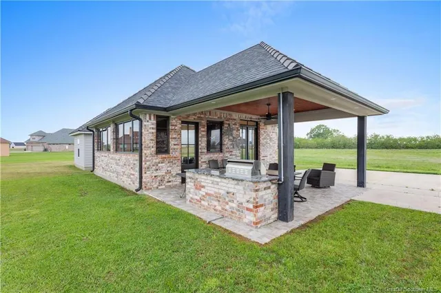 $819,995 | 5390 Waterside Drive, Lake Charles, LA 70607