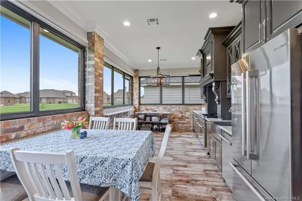 $795,000 | 5390 Waterside Drive, Lake Charles, LA 70607