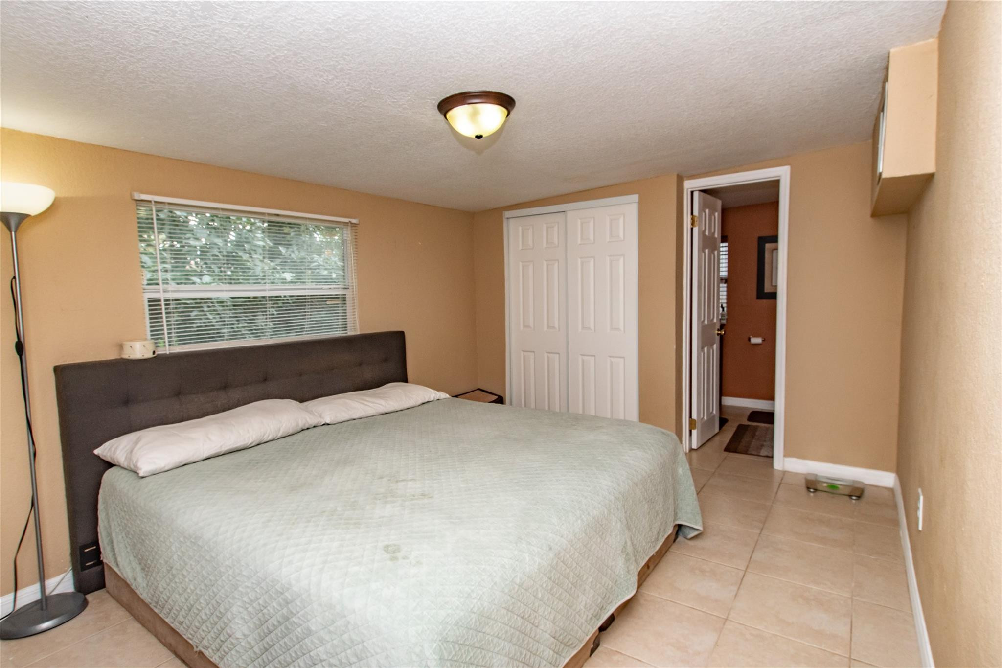 5554 Southwest 6th Street Pompano Beach, FL 33068 - Photo 21 of 37 Photo 21