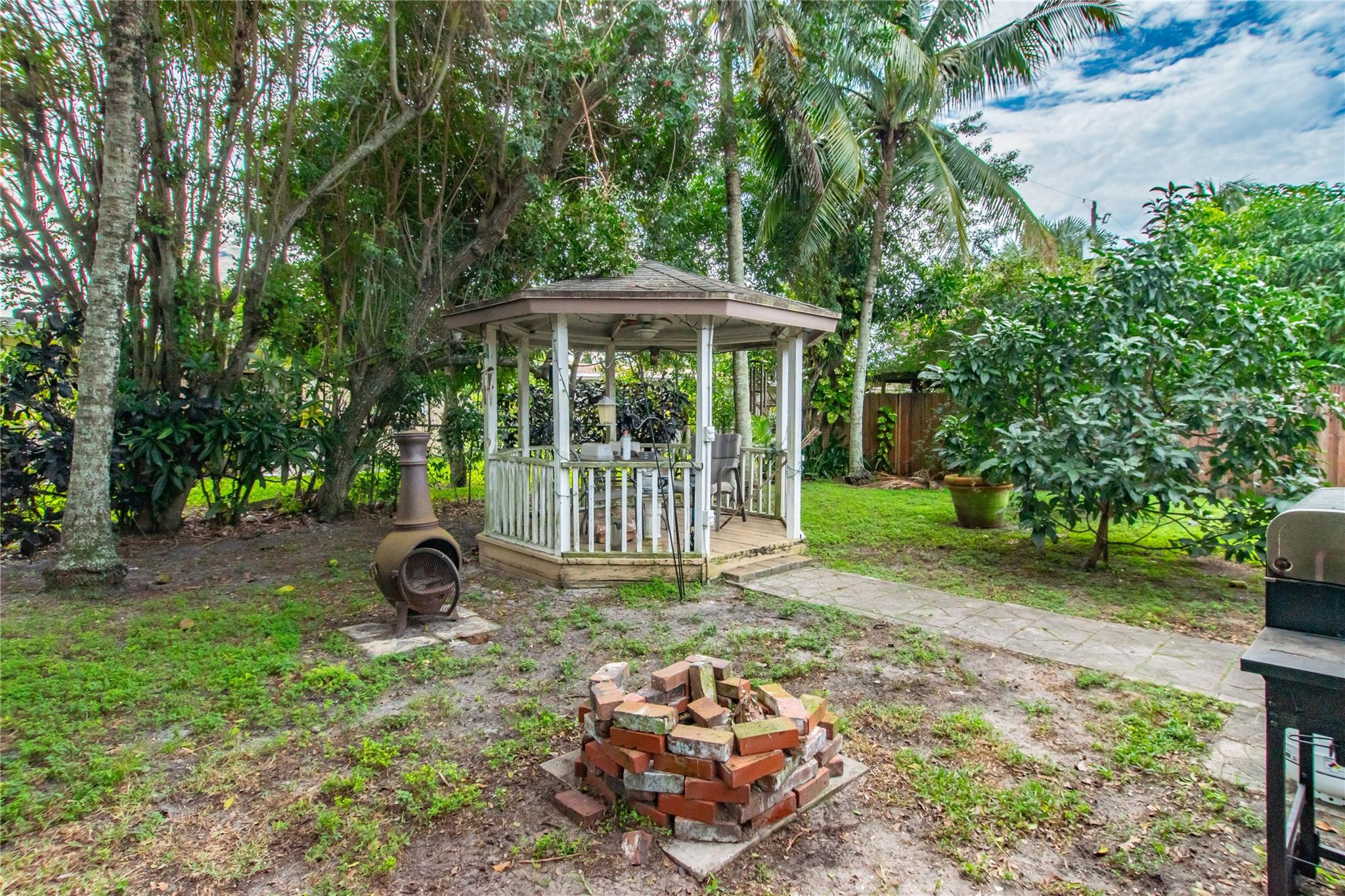 5554 Southwest 6th Street Pompano Beach, FL 33068 - Photo 29 of 37 Photo 29