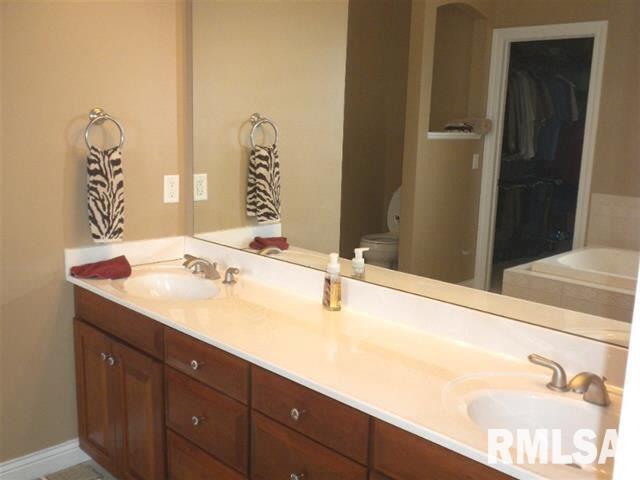 5552 Judge Road Bettendorf, IA 52722 - Photo 12 of 19 Gallery Image 12