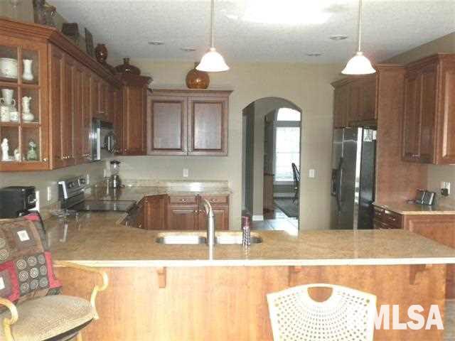 5552 Judge Road Bettendorf, IA 52722 - Photo 7 of 19 Gallery Image 7