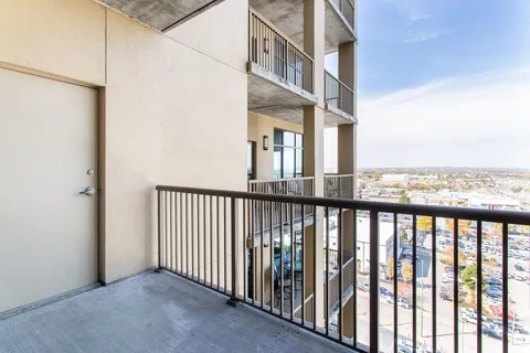 $439,900 | 1510 Demonbreun Street, Unit 1207, Nashville, TN 37203