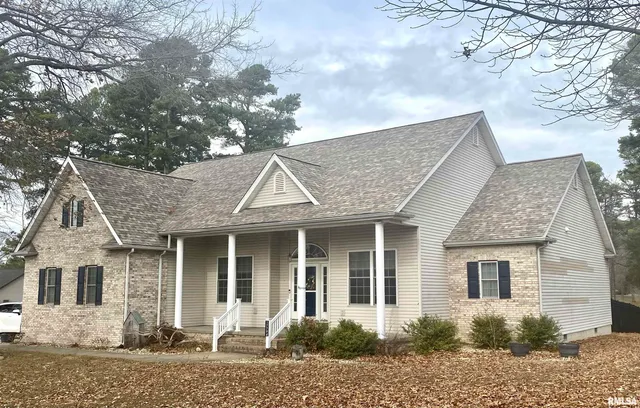 $349,900 | 17794 East Fairfield Road, Mount Vernon, IL 62864