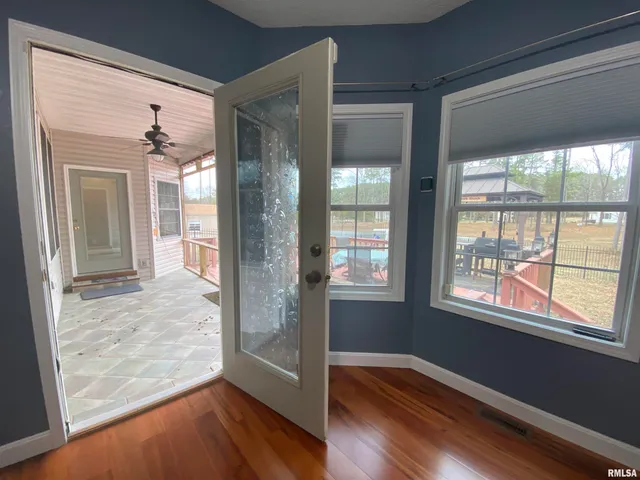 $349,900 | 17794 East Fairfield Road, Mount Vernon, IL 62864