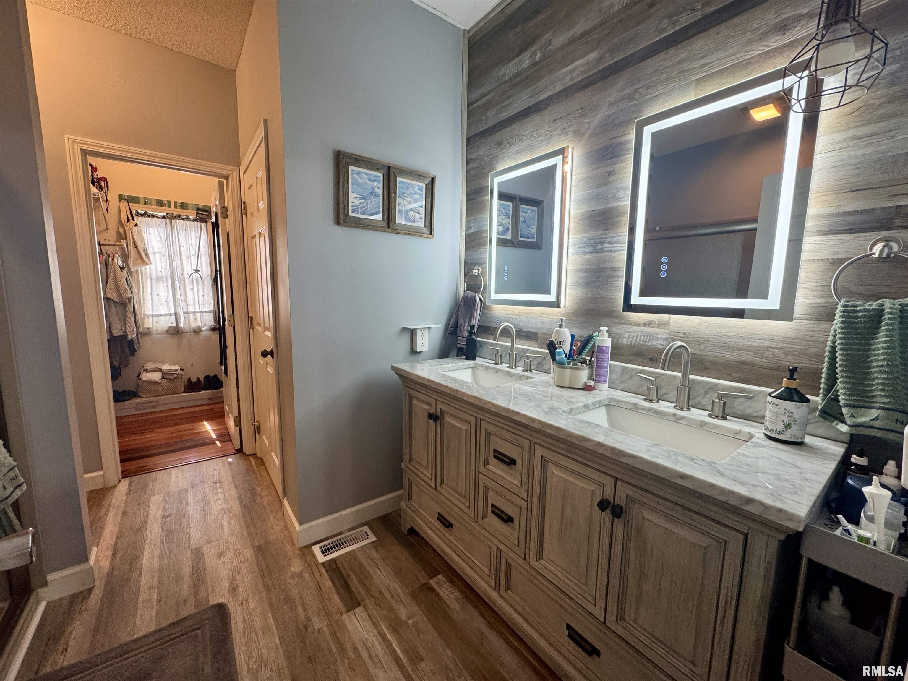 17794 East Fairfield Road Mount Vernon, IL 62864 - Photo 18 of 53