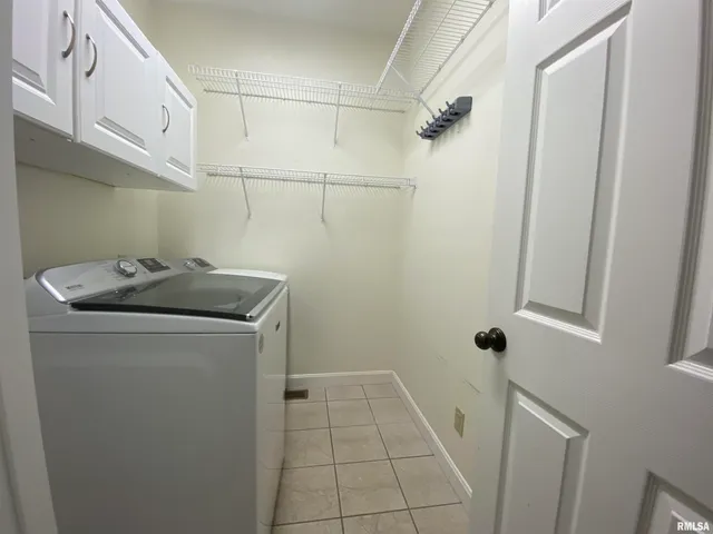 $349,900 | 17794 East Fairfield Road, Mount Vernon, IL 62864